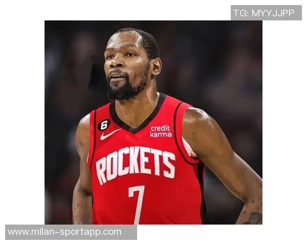 杜兰特强调申京的重要性期待他在内线突破和三分投射中发挥更大作用 杜兰特强调申京的重要性期待他在内线突破和三分投射中发挥更大作用