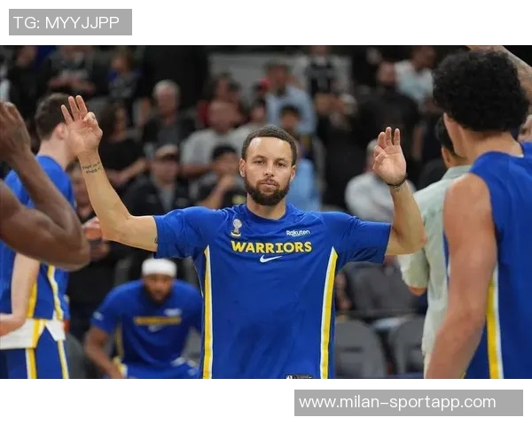 科尔透露库里每日坚持一小时拉伸与力量训练保持最佳状态