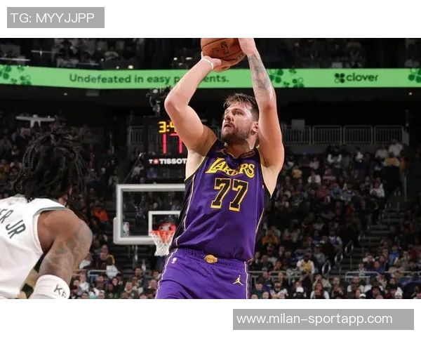 克莱回忆初见东契奇时的印象科比亲临现场助阵让他特别难忘