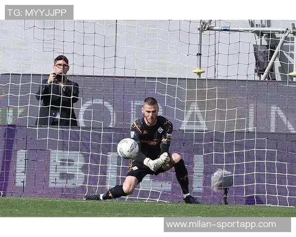 德赫亚加盟紫百合薪资高昂但球队保级前景堪忧未来发展成疑 德赫亚加盟紫百合薪资高昂但球队保级前景堪忧未来发展成疑