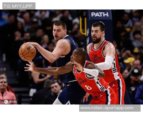 小哈达威下半场发力拿下15分全场贡献17分4篮板2助攻表现亮眼